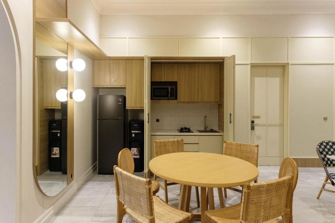 Hotel Casa Living Senopati *