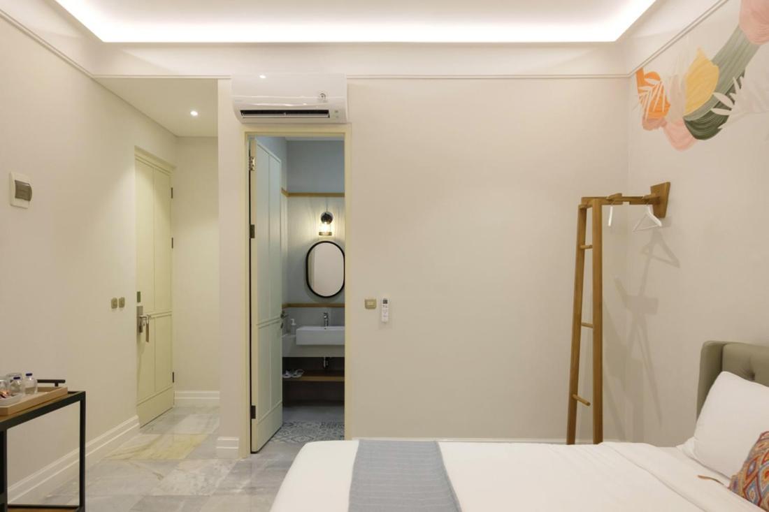 Casa Living Senopati Hotel *